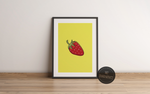 Dieses Poster zeigt eine Erdbeere auf gelbem Hintergrund im minimalistischen Stil. Das Poster für die Küche, im modernen Stil ist die perfekte Küchendeko, ob Landhaus oder moderne Küche.